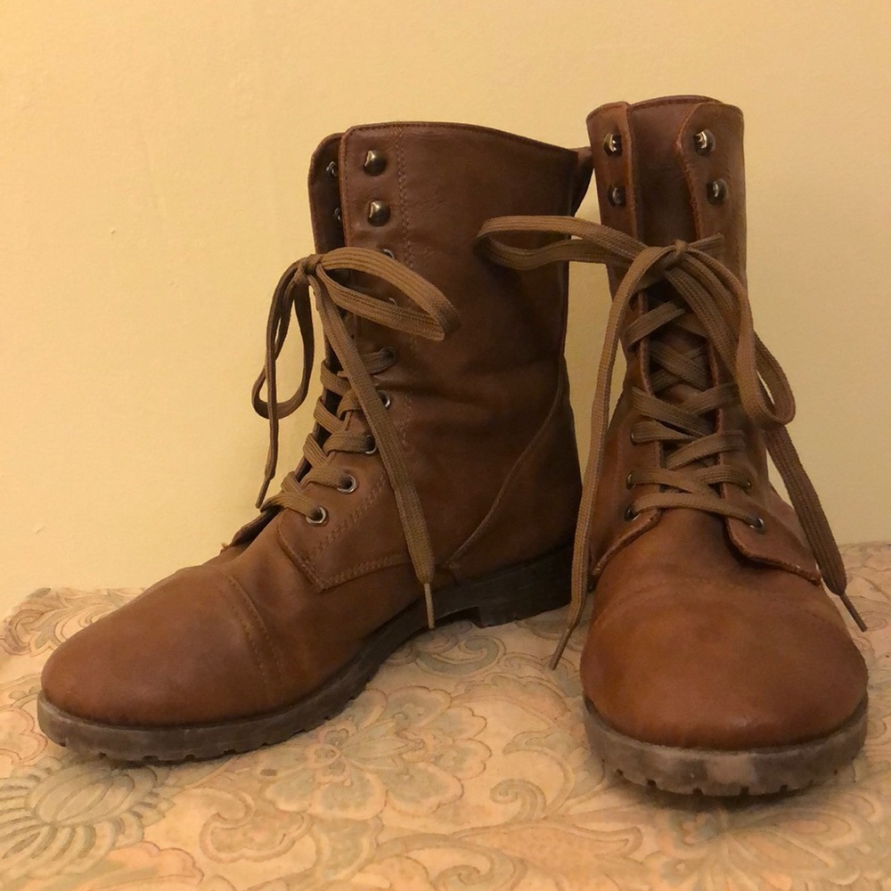 Brown lace-up Combat Boots - size 9